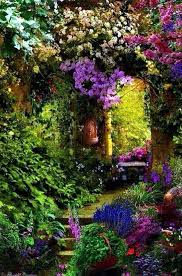 12 Shabby Chic Bohemian Garden Ideas 1001 Gardens Beautiful Gardens Gorgeous Gardens Dream Garden