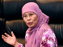 Download mp3 n5 datuk tengku maimun tuan mat terima surat car dan video mp4 gratis. Tengku Maimun Berusaha Tingkat Kefahaman Terhadap Sistem Kehakiman