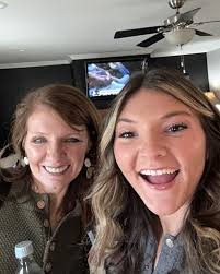 me & the bday girl!!! Happy birthday to my sweet mama! I'm so thankful for  you! Love you endlessly!!!