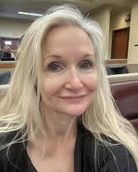 Connie Petrie's Instagram, Twitter & Facebook