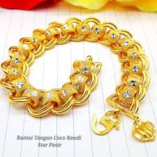 Where to read manhua, japanese mangas, manhwa club. Kiriman Wang Photos Facebook