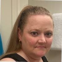 Katie Leo's Instagram, Twitter & Facebook