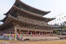 Tempat wisata di korea selatan saat musim gugur yang dapat anda kunjungi yaitu gunung naejasang. 6 Obyek Wisata Ramah Muslim Di Korea Selatan Halaman All Kompas Com