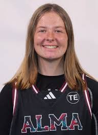 Abby Hicks's Instagram, Twitter & Facebook