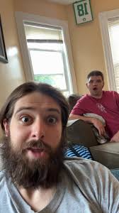 @BigguyHoney we’re two peas in a pod… #LateBloomer drops TOMORROW 🌺  #syncronized