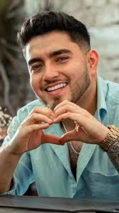 Es que tiene un no sé qué que que se...