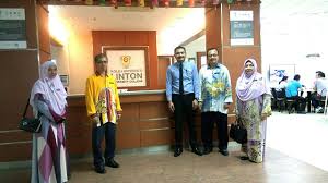 Sekolah menengah kebangsaan warisan puteri: Smk Warisan Puteri Linton University College Sumbang 100 Kerusi Dan Meja