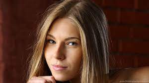 She is born on 14 april 1993 and now she is 28 years as of 2021. Krystal Boyd Wallpapers 1118441 Desktop Background
