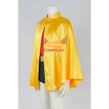 A pelerine is a small cape that covers the shoulders. Batman 1966 Robin Gelb Pelerine Uniform