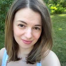 Erin Toth (@erinltoth)