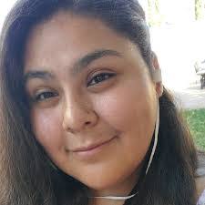 Jessica Grunder's Instagram, Twitter & Facebook