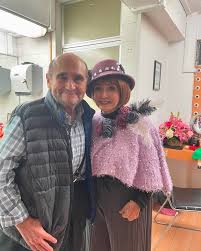 images?q=tbn:ANd9GcR7iSKAMDxV-P0pOMtLoLa