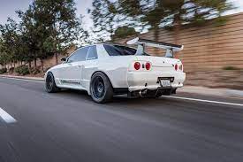 The r32 nissan skyline gtr was initially put into production on may 22, 1989 to meet the required 5000 cars to allow for racing homologation. R32 Nissan Skyline With R34 Spoiler Nissan Gtr R32 Nissan Gtr Nissan Skyline