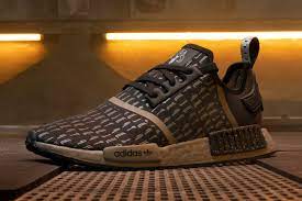 Adidas schuhe turnschuhe damen neue turnschuhe adidas turnschuhe strickschuhe moda entdecke die adidas zx schuhkollektion für frauen, männer und kinder online auf adidas.de. The Mandalorian Collection Adidas Droppt 9 Sneaker Zu Ehren Der Star Wars Serie Gq Germany