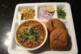 It consists of misal (a spicy curry usually made from moth beans) and pav (a type of indian bread roll). Misal Pav Recipe Maharastrian Misal Pao Yummy Tummy