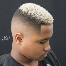 1001 Idees Meche Blonde Pour Homme Une Question De Dosage Coupe Afro Homme Teinture Coupe De Cheveux Cheveux Masculins