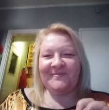 MODLITWA DO MARYI W SPRAWACH RODZINNYCH Matko Boża , Matko naszej rodziny ,  proszę Cię , wstawiaj się za nami , aby w naszej rodzinie panowała miłość ,  zgoda i jedność .