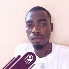 So this woman used a megaphone inside the trosky 😂😂😂 Photo: Anthony  Diedrick Sucre/Trotro Diaries