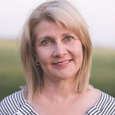 Eleanor Bertin (@eleanorbertin)