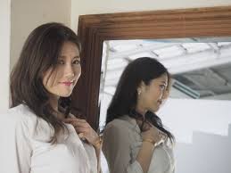 斎藤 みどり さん 爽やかコーデで2度目の個撮 美しいアジア人女性 コーデ 女の子
