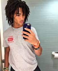 Pin By Eli Thenavigator On Oh Gaad Boys With Curly Hair Mixed Guys Light Skin Boys