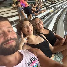 Contact information for hairstylist in Keystone?