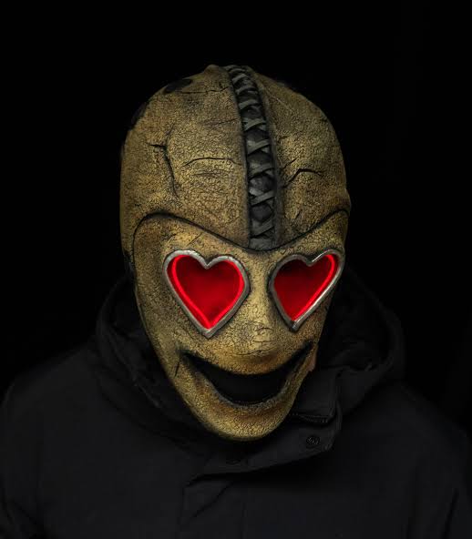 Heart Eyes Killer Mask