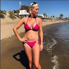 The embarrassed television presenter, 58. Denise Van Outen 42 Shares Her Age Defying Body In Hot Pink Bikini Beach Snaps Irish Mirror Online