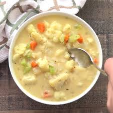 Creamy Roasted Cauliflower Chowder Kelly Repassante En 2020 Recettes De Cuisine Recette Soupe Soupe Au Chou