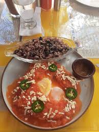 While in tamarindo make sure to try the typical costa rican casado, a dish made with rice, black beans, a protein such as meat, chicken, fish or egg, a salad, fried plantains and a picadillo (chopped vegetables). 17 Best Restaurants In Tamarindo Costa Rica Bel Around The World