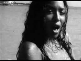 Better Version Of The Song By Beyonce Kissing You Ode To Romeo Juliet Movie Beyonce Music Beyonce Songs Romantic Love Song