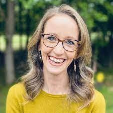 Sheila Stettler's Instagram, Twitter & Facebook