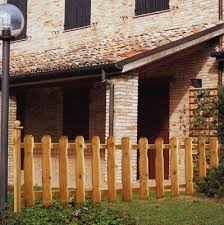Recinzioni In Legno Recinzioni