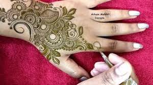 A branch of paisley is what this design is all about yet it is so appealing. Mehndi Design Khafif Patches Mehndi Design Beautiful