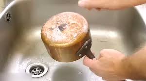 Seasoning işi biraz zahmetli ama. Kararmis Tencere Nasil Parlatilir Videosunu Izle Son Dakika Haberleri