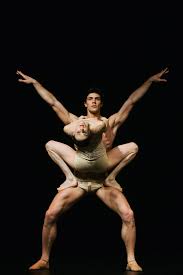 At 6′2″, bolle is known as a ballet athlete with superhuman technique and i can attest. Alain Elkann Interviews Roberto Bolle Ballet Dancer