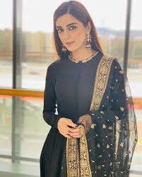Maya Ali Official Mayaali Fotos Y Videos De Instagram Black Pakistani Dress Designer Party Wear Dresses