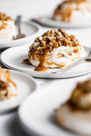 Salted Caramel Cheesecake Mini Pavlova Cakes Recipe Pavlova Cake Mini Pavlova Pavlova