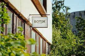 Botik | Bars, Pubs & Clubs | Tallinn