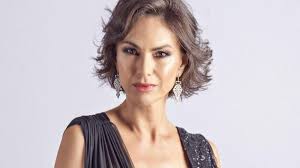 Acum au ieşit la iveală detalii despre povestea de iubire pe care o trăieşte. Ramona BÄƒdescu A AnunÅ£at CÄƒ Va Deveni MamÄƒ La 50 Ani Cum AratÄƒ Vedeta InsÄƒrcinatÄƒ