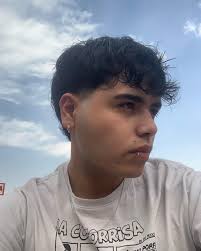 Dame una oportunidad para cumplir este sueño. #reels #queriavolverteaver  #matisse #romantorres #losclaxons #cantante #nuevocantante #nuevamusica  #canto #amor