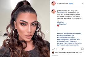 La mezza coda sui capelli lunghi, corti, mossi o liscissimi è l'hairstyle più glamour del momento: Mezza Coda Capelli Tutte Le Ispirazioni Per Copiare L Half Ponytail Delle Star