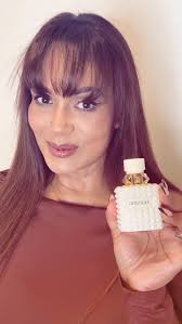 #AD , First spritz, instant love!, Valentino Beauty’s Born in Roma Donna  Ivory Rendez-Vous is pure elegance in a bottle — warm, floral and  effortlessly glamorous. One spray and it’s giving golden hour ...