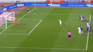We did not find results for: Hat Sich Kosovo Goalie Arijanet Muric Im Hotel Betrunken Blick