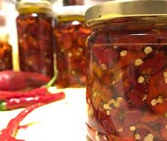 I peperoncini sott'olio sono una specialità del sud italia: Peperoncini Sott Olio Ricetta Calabrese Serena Cucina
