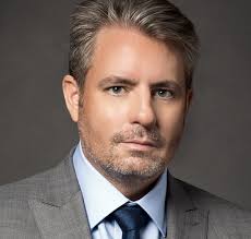 Happy birthday to opera singers and friends in August