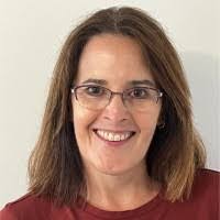 Shelly Rand's Instagram, Twitter & Facebook