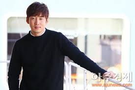 God 윤계상이 god 멤버들의 일상을 공개했다.윤계상은 10일 자신의 인스타그램에 그냥 지오디. ì¸í„°ë·° ê·¹ì ì¸ í•˜ë£»ë°¤ ìœ¤ê³„ìƒ God ê°™ì€ ë°°ìš° ë˜ê³  ì‹¶ë‹¤ ì•„ì£¼ê²½ì œ
