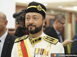 In a media statement this. Mukhriz Dituntut Mohon Maaf Kepada Sultan Johor Malaysia Today