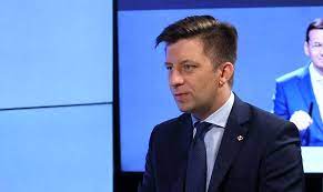 Michał dworczyk, szef kancelarii prezesa rady ministrów (kprm), zdradził, ile wyniosą koszty uzupełnień programów prawa i sprawiedliwości (pis). Michal Dworczyk Walesa Ich Zwalczal Ze Strachu Przed Prawda Rzad Pis Rp Pl